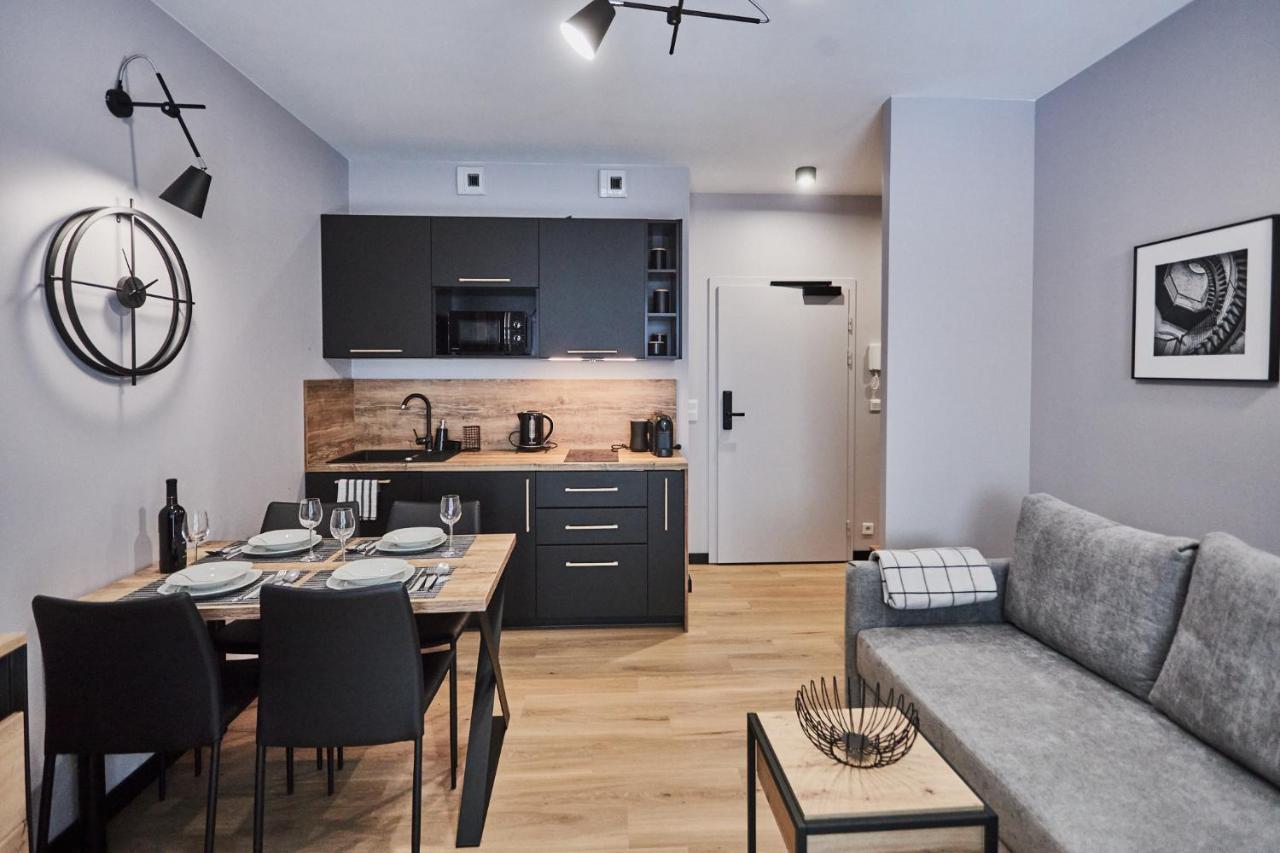 Apartamenty Swinoujscie - Baltycki Bagian luar foto